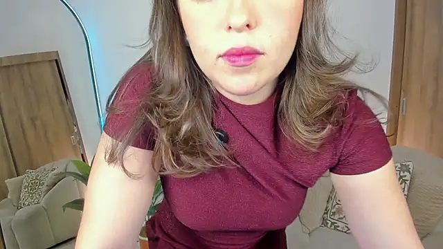 Snapshot of SofiMeza chatting on 02-11-26, 05:29 SofiMeza online show from 02-11-26, 05:29