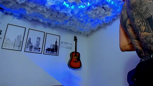 seancarreraa online show from 04-24-26, 02:25