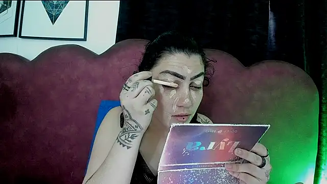 Snapshot of sophy_rock chatting on 05-25-26, 05:52 sophy rock online show from 05-25-26, 05:52
