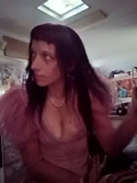 whitetrashdirtyslut online show from 04-10-26, 01:49