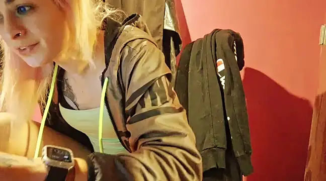 watermellonpussy online show from 01-17-25, 05:11