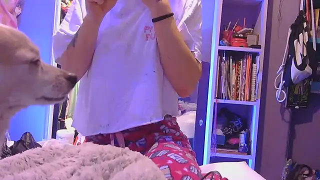 watermellonpussy online show from 10-27-25, 08:07