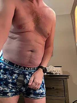 lucasbradley15 online show from 12-25-24, 04:54