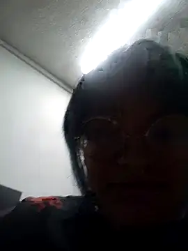 lucky-leah online show from 05-26-26, 03:46