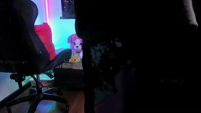 lucky-leah online show from 07-09-26, 04:27