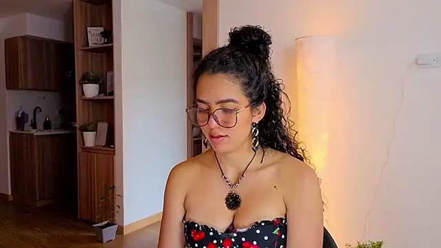 arteverena online show from 04-10-26, 08:24