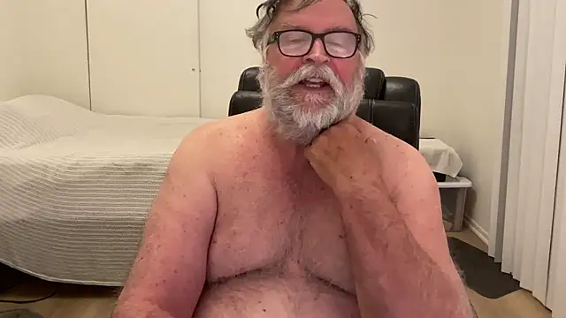 Drummajor online show from 10-14-25, 07:20