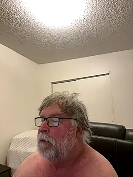 Drummajor online show from 11-23-25, 02:39