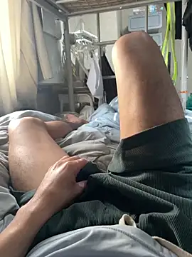 Snapshot of Bigdickk4U chatting on 10-14-25, 02:23 Bigdickk4U online show from 10-14-25, 02:23