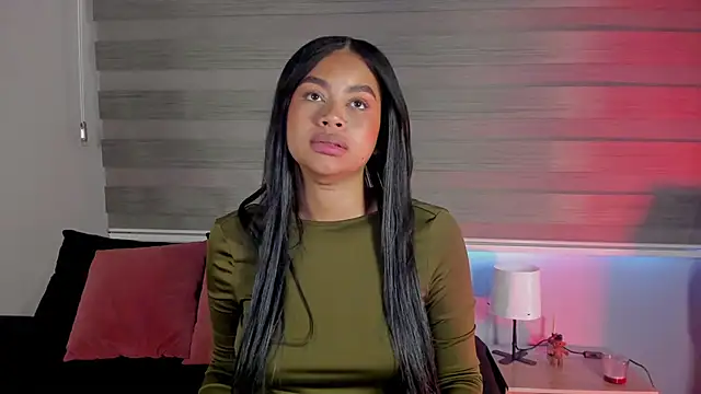 nayah   online show from 11-25-25, 09:04