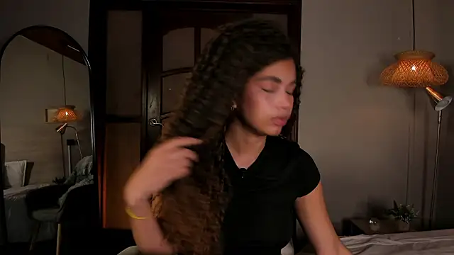 nayah   online show from 02-16-26, 08:16