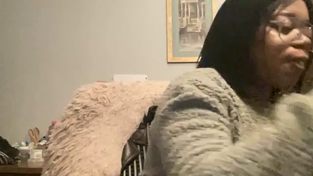 MommyConfident online show from 01-05-26, 09:18