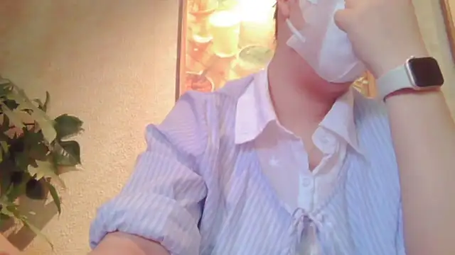Alisa Hotfeeling online show from 05-05-26, 01:46