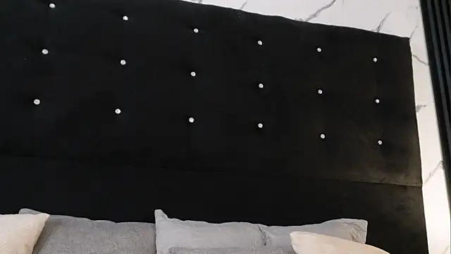 Annyy Rosse online show from 05-20-26, 05:57