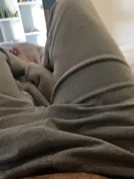 Ahmed R 77 online show from 11-04-25, 07:51