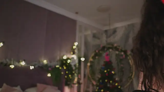 Meow Nancy online show from 12-24-24, 08:33