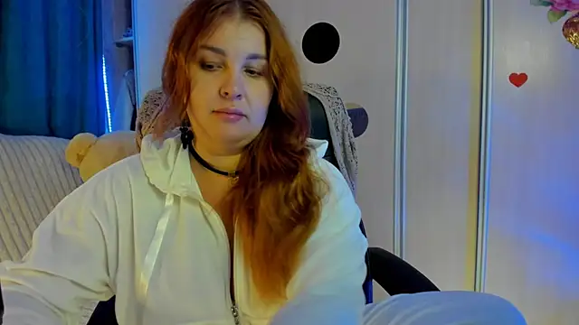 Snapshot of CoraSwon chatting on 07-09-26, 04:00 CoraSwon online show from 07-09-26, 04:00