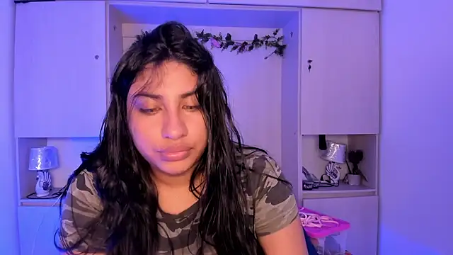 Snapshot of CANDYGABYY chatting on 07-17-26, 08:03 CANDYGABYY online show from 07-17-26, 08:03