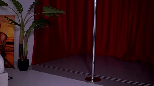 NatyDesiree online show from 02-08-26, 07:39