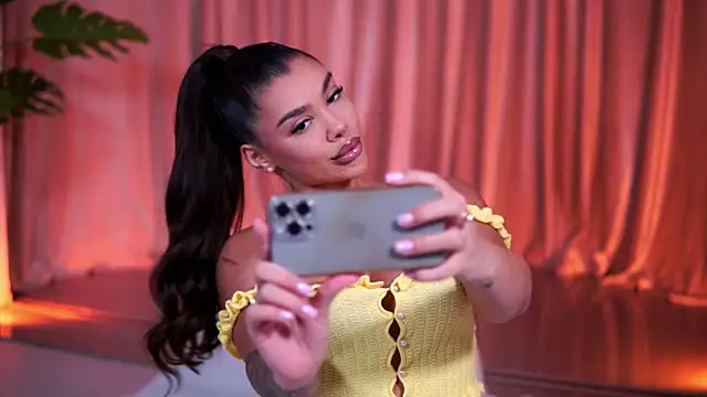 NatyDesiree online show from 04-08-26, 07:25