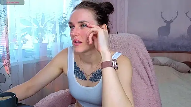 Bella  Swoon online show from 05-26-26, 05:25