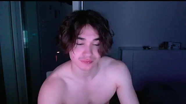 Snapshot of MarkusDean chatting on 06-23-26, 07:56 MarkusDean online show from 06-23-26, 07:56
