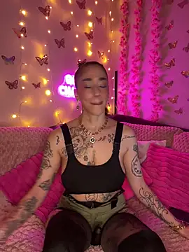 Chachou000 online show from 03-17-25, 07:58