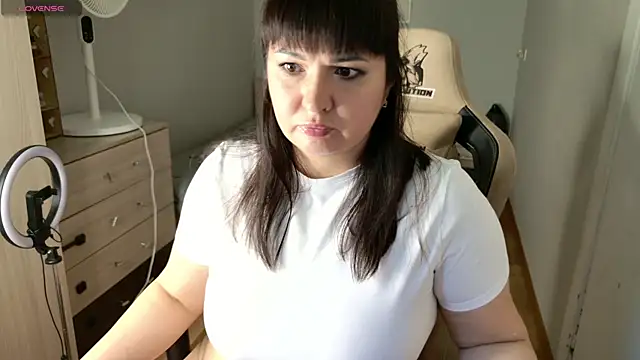 Snapshot of Tina_Dolly chatting on 07-08-26, 11:15 Tina Dolly online show from 07-08-26, 11:15