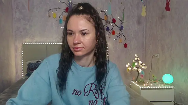 KaraCriegs online show from 04-01-26, 05:43