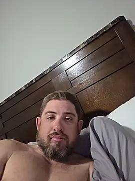 Snapshot of caliguy37 chatting on 05-22-26, 06:42 caliguy37 online show from 05-22-26, 06:42