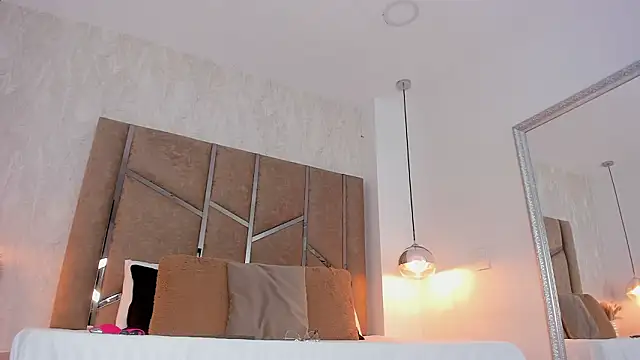 Martinaa Jones  online show from 03-02-26, 12:34