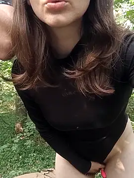 Snapshot of Niht_Angels chatting on 09-15-25, 01:22 Niht Angels online show from 09-15-25, 01:22