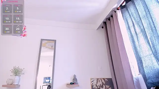 Snapshot of Amina_hafsa chatting on 02-18-26, 07:54 Amina hafsa online show from 02-18-26, 07:54