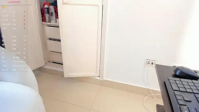 Snapshot of Amina_hafsa chatting on 03-16-26, 08:02 Amina hafsa online show from 03-16-26, 08:02