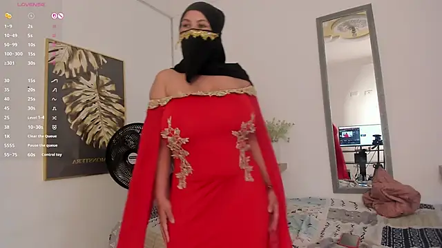 Snapshot of Amina_hafsa chatting on 03-17-26, 08:01 Amina hafsa online show from 03-17-26, 08:01