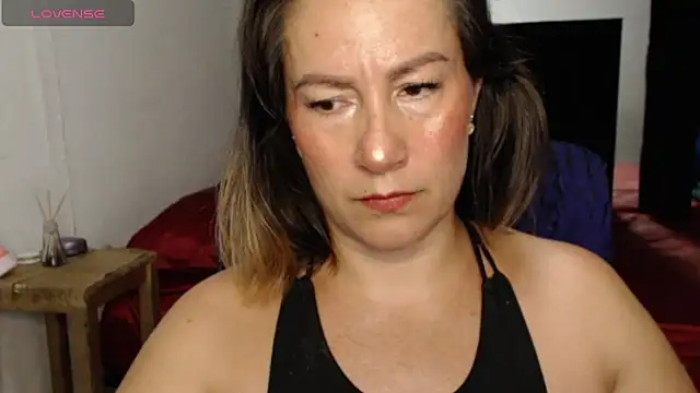 Snapshot of CATRINA-83 chatting on 07-02-26, 08:37 CATRINA-83 online show from 07-02-26, 08:37