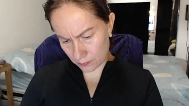 Snapshot of CATRINA-83 chatting on 07-12-26, 03:58 CATRINA-83 online show from 07-12-26, 03:58
