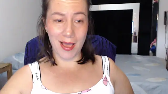 Snapshot of CATRINA-83 chatting on 07-16-26, 10:21 CATRINA-83 online show from 07-16-26, 10:21