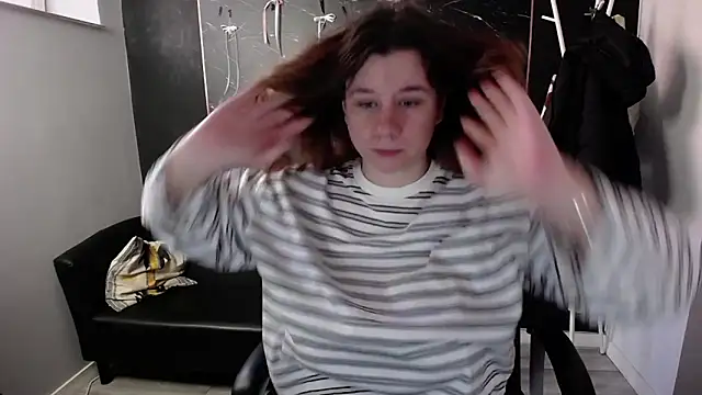 littleviki7 online show from 03-18-26, 06:27