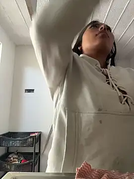 emmyjhonson07 online show from 01-09-26, 03:26