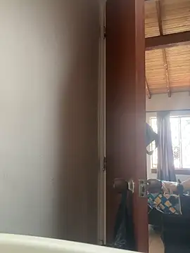 emmyjhonson07 online show from 04-01-26, 01:23