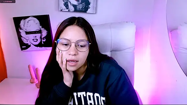 SamanthaRoldaan online show from 03-06-26, 12:56