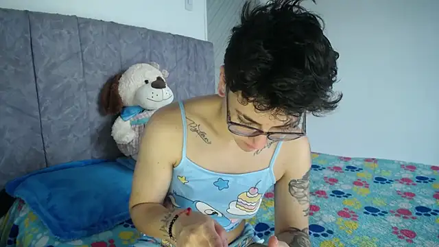 linda 33 online show from 04-05-26, 08:28