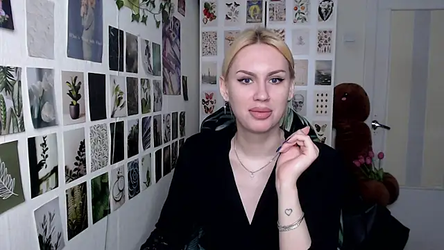 Snapshot of CapriScorpion chatting on 05-15-26, 12:12 CapriScorpion online show from 05-15-26, 12:12