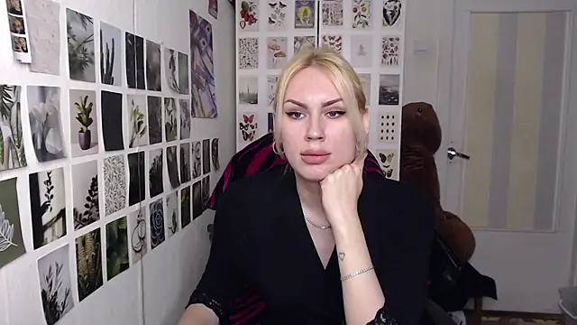 Snapshot of CapriScorpion chatting on 07-06-26, 02:36 CapriScorpion online show from 07-06-26, 02:36