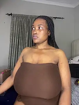 Snapshot of Bustygoddess32 chatting on 01-15-26, 01:10 Bustygoddess32 online show from 01-15-26, 01:10