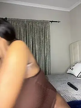 Snapshot of Bustygoddess32 chatting on 02-04-26, 01:00 Bustygoddess32 online show from 02-04-26, 01:00