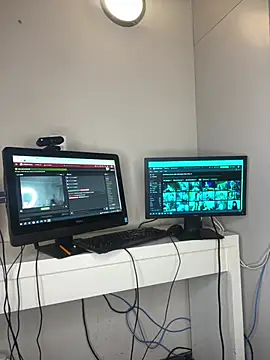 Snapshot of Bustygoddess32 chatting on 03-01-26, 01:18 Bustygoddess32 online show from 03-01-26, 01:18