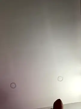 Charlotte cutee18 online show from 10-31-25, 01:06