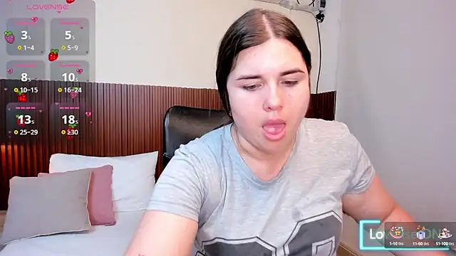 Aabby lee online show from 10-12-25, 07:46